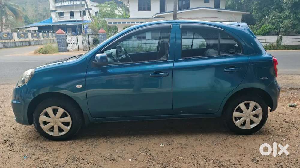 Nissan Micra Active 2016 Petrol Well Maintained