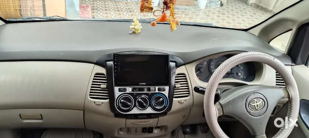 Toyota Innova  2011 Diesel Good Condition Vehicle.