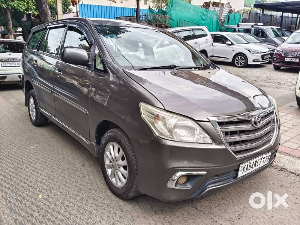 Toyota Innova 2.5 Vx (diesel) 8 Seater, 2012, Diesel