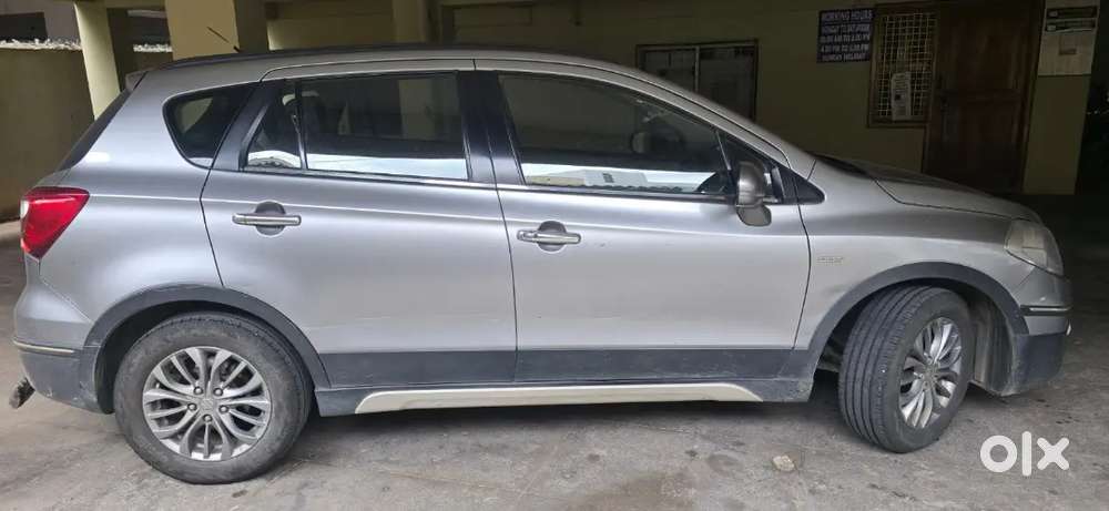 Maruti Suzuki S-cross 2017 Diesel Well Maintained