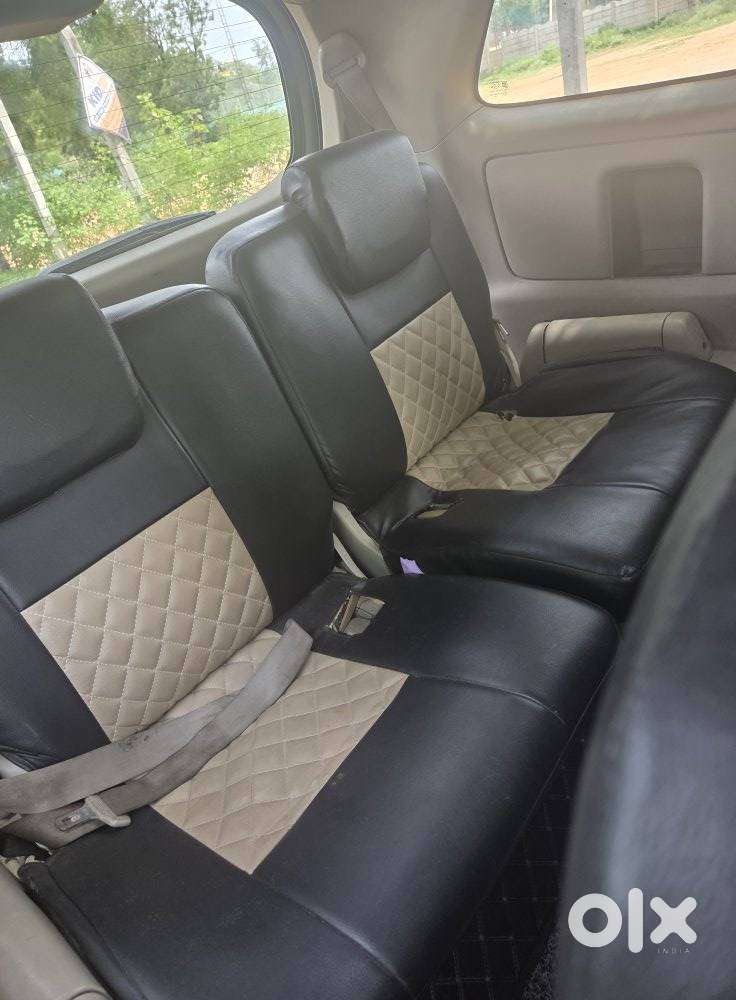 Toyota Innova 2.5 V Diesel 7-seater, 2010, Diesel