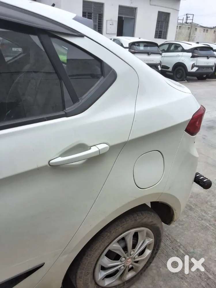 Tata Tigor Revotron Xt 2017
