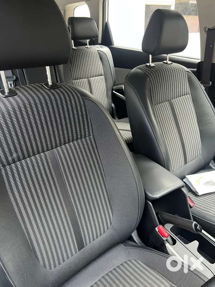2023 Kia Carens 1.5 Petrol Manual
