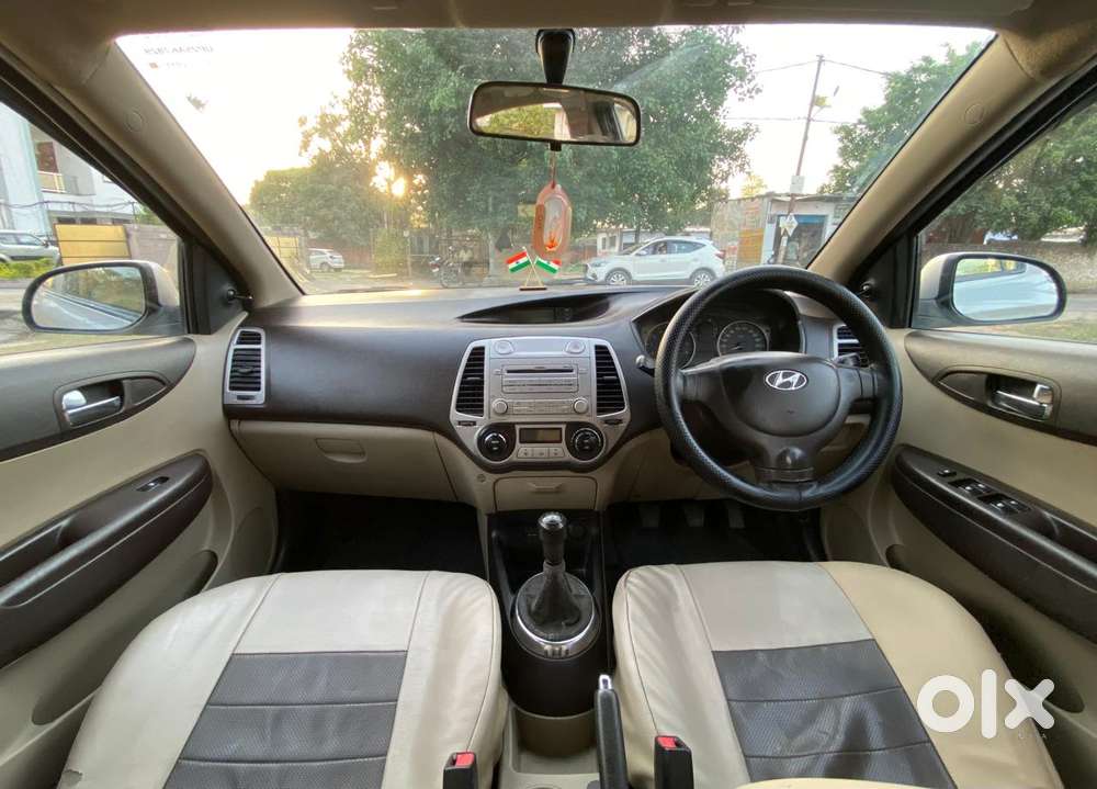 Hyundai I20 Magna 1.2 Mt, 2011, Petrol
