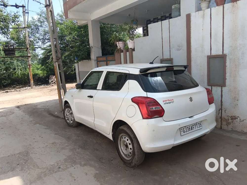 Maruti Suzuki Swift Petrol 2023