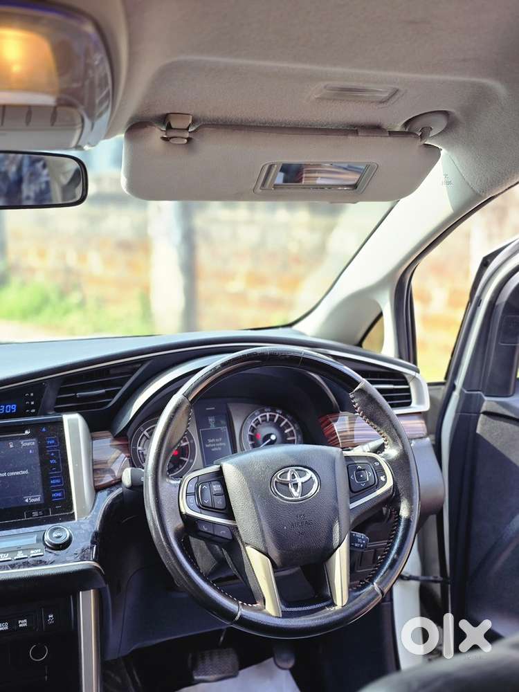 Toyota Innova Crysta Diesel 2017