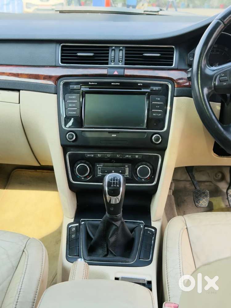 Skoda Superb, 2011, Petrol