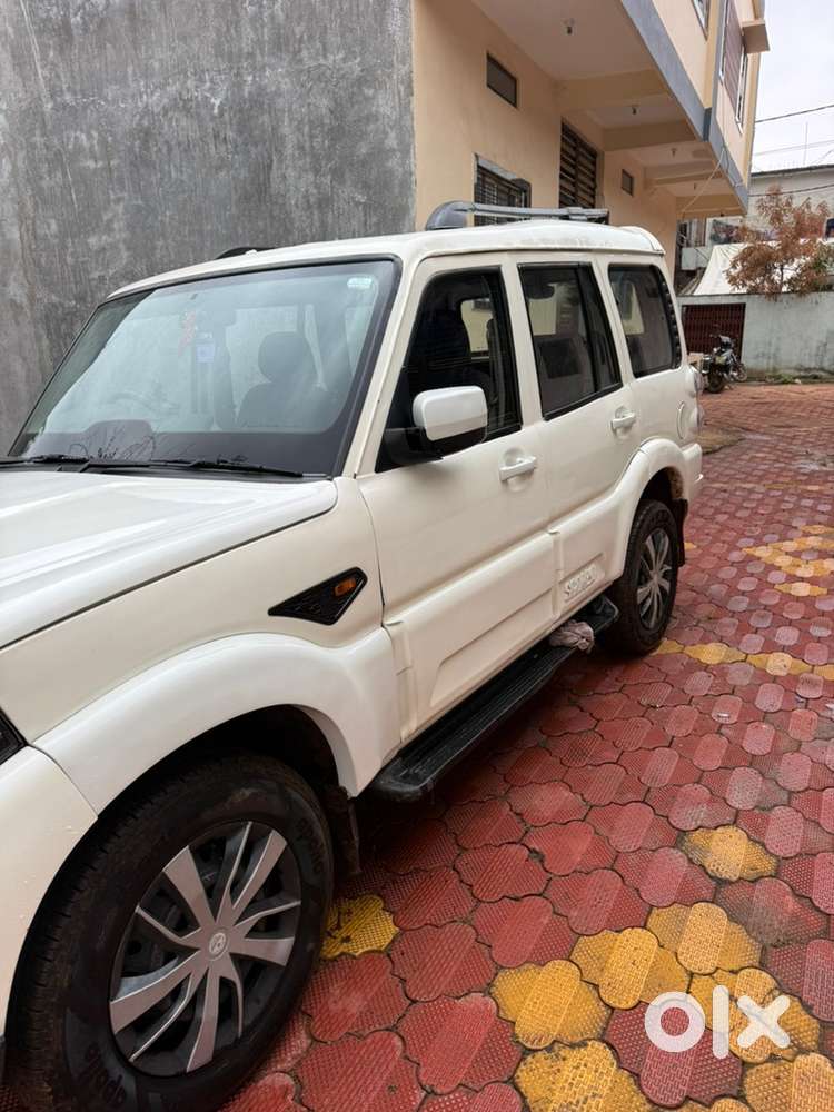 Mahindra Scorpio S4 2017 Year