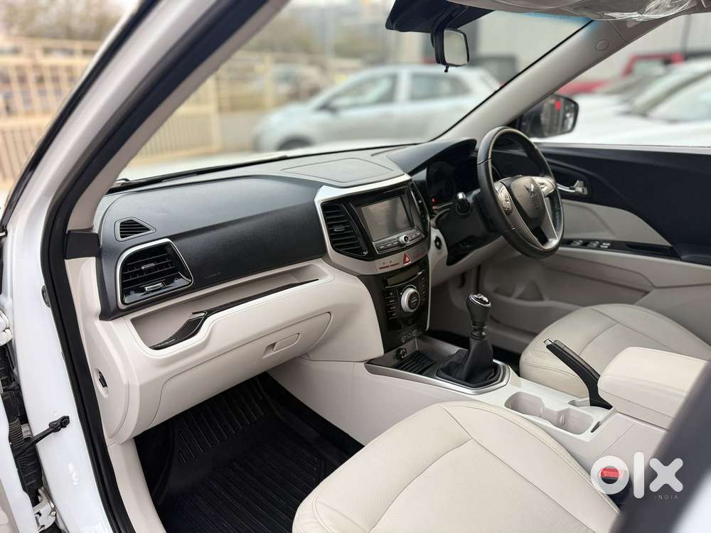 Mahindra Xuv300 W8 Option, 2024, Petrol