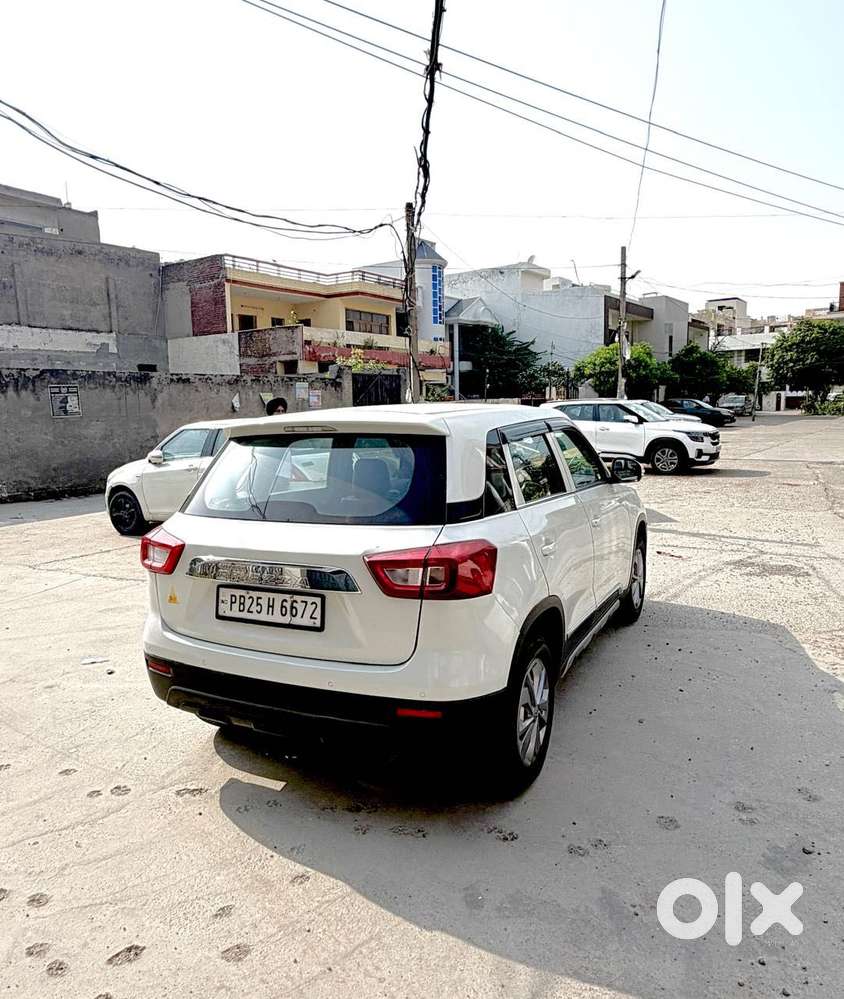 Maruti Suzuki Brezza 1.5 Vxi Smart Hybrid, 2022, Petrol