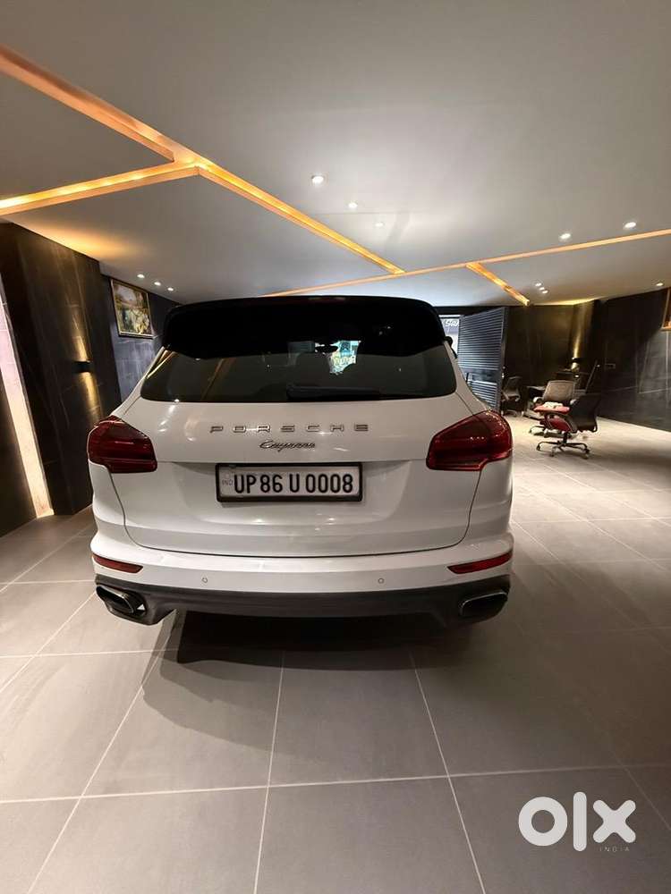 Porsche Diesel Car 2016