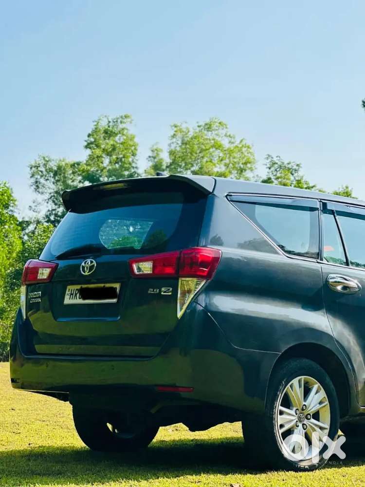 Toyota Innova Crysta 2.8 Z Automatic 2018 – Well Maintained