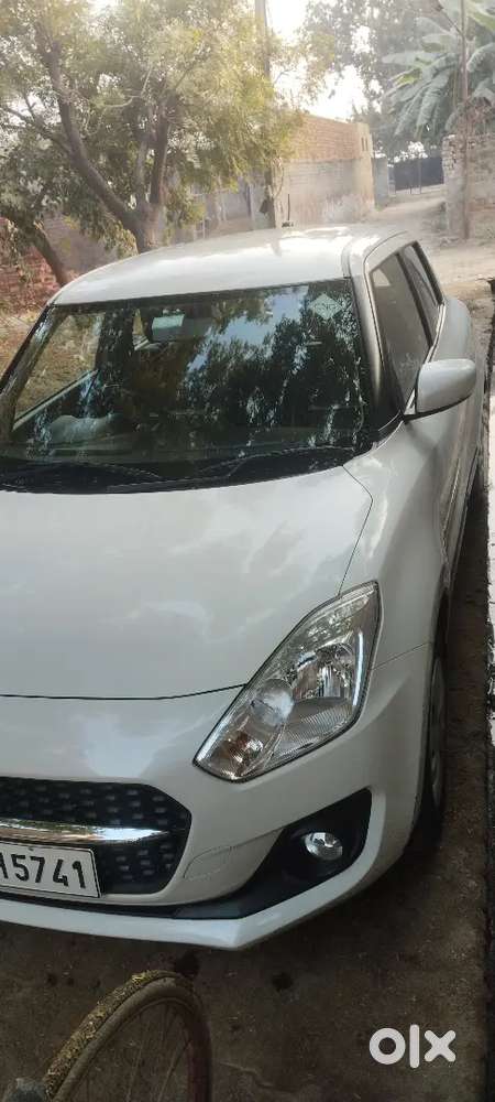 Maruti Suzuki Swift Dec 2023 Cng & Hybrids 44100 Km Driven