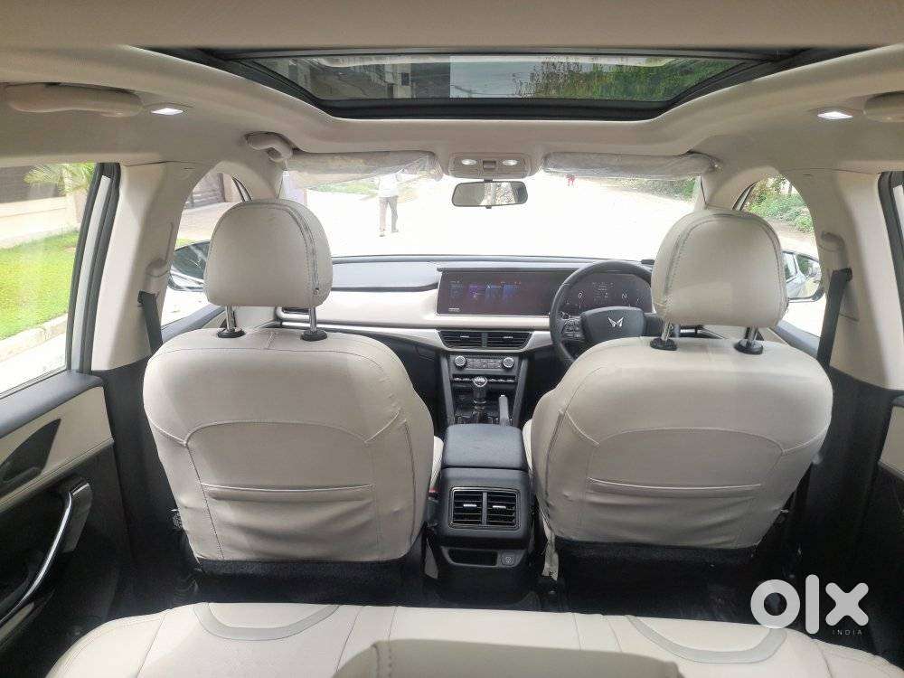 Mahindra Xuv700 2.2 Ax 5 Diesel Mt Str, 2022, Diesel