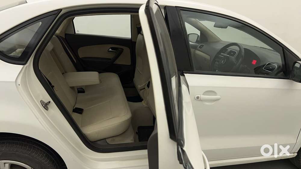 Volkswagen Vento 2010-2013 Petrol Highline, 2013, Petrol