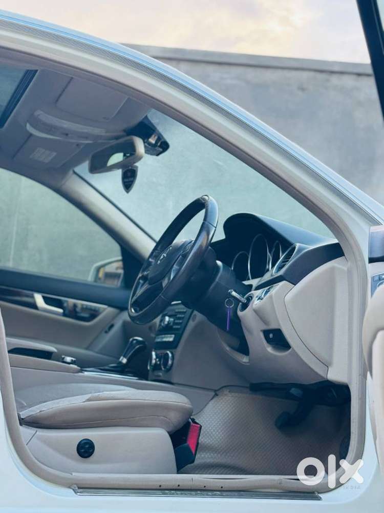 Mercedes-benz C-class 1.8 C200 Cgi Elegance, 2012, Petrol