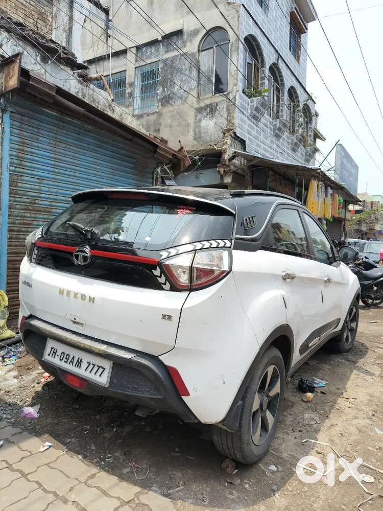 Tata Nexon 2018 Diesel Well Maintained Urgent Sell