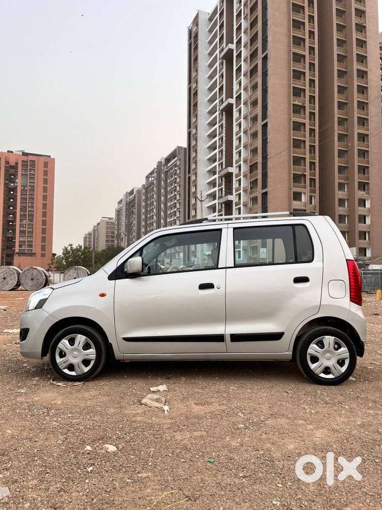Maruti Suzuki Wagon R 1.0 Vxi Amt, 2018, Petrol