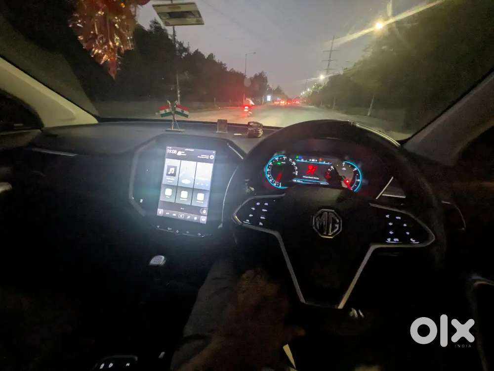 Mg  Hybrid 2019 Showroom Condition Urgent Saleevr