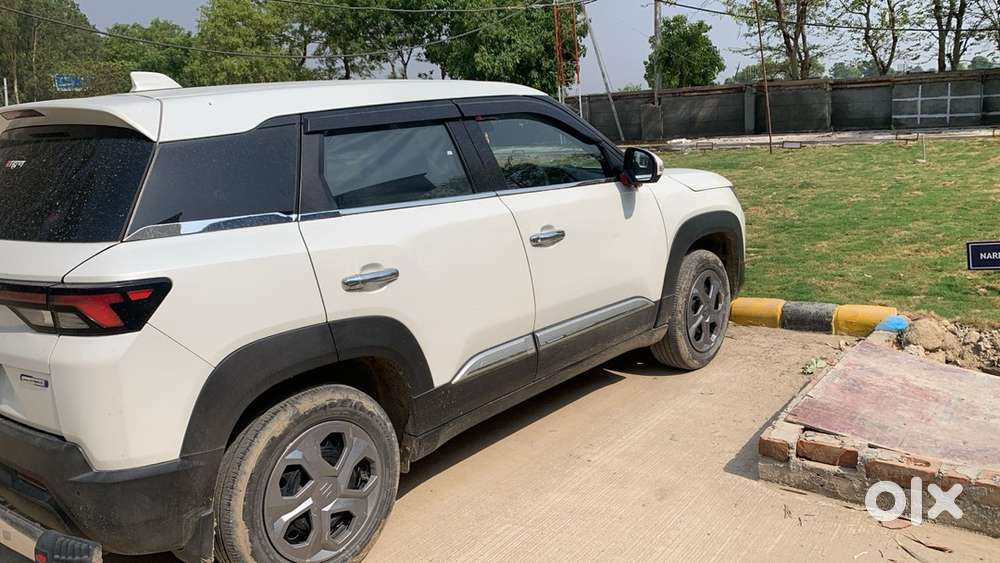 2022 Maruti Brezza Petrol Manual