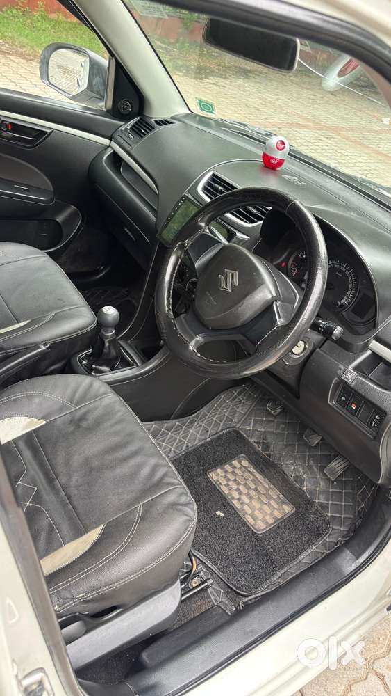 Maruti Suzuki Swift Lxi Optional-o, 2017, Cng & Hybrids