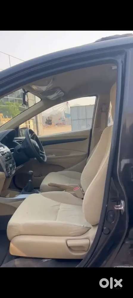 Honda City 2013 Petrol 13600 Km Driven With Service Record