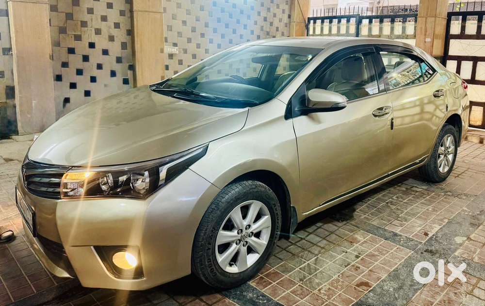 Toyota Corolla Altis 2016