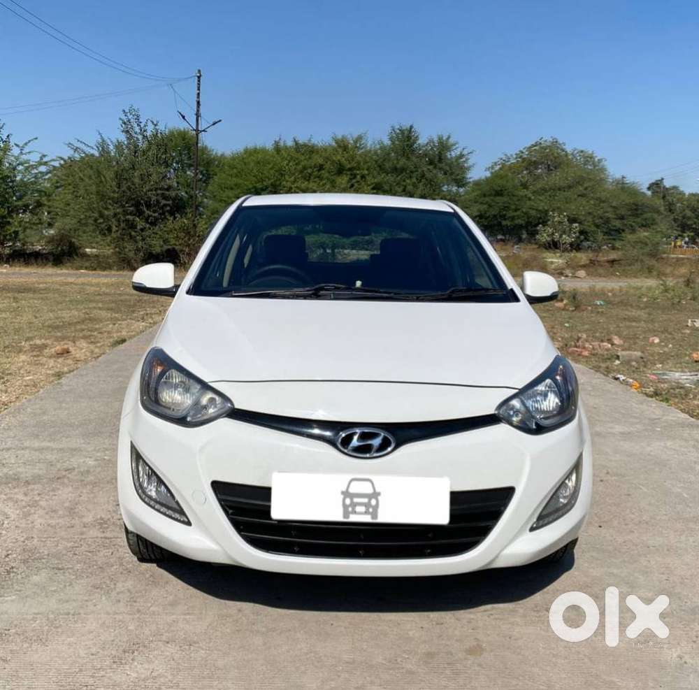 Hyundai I20 Sportz 1.2 Vtvt, 2013, Petrol