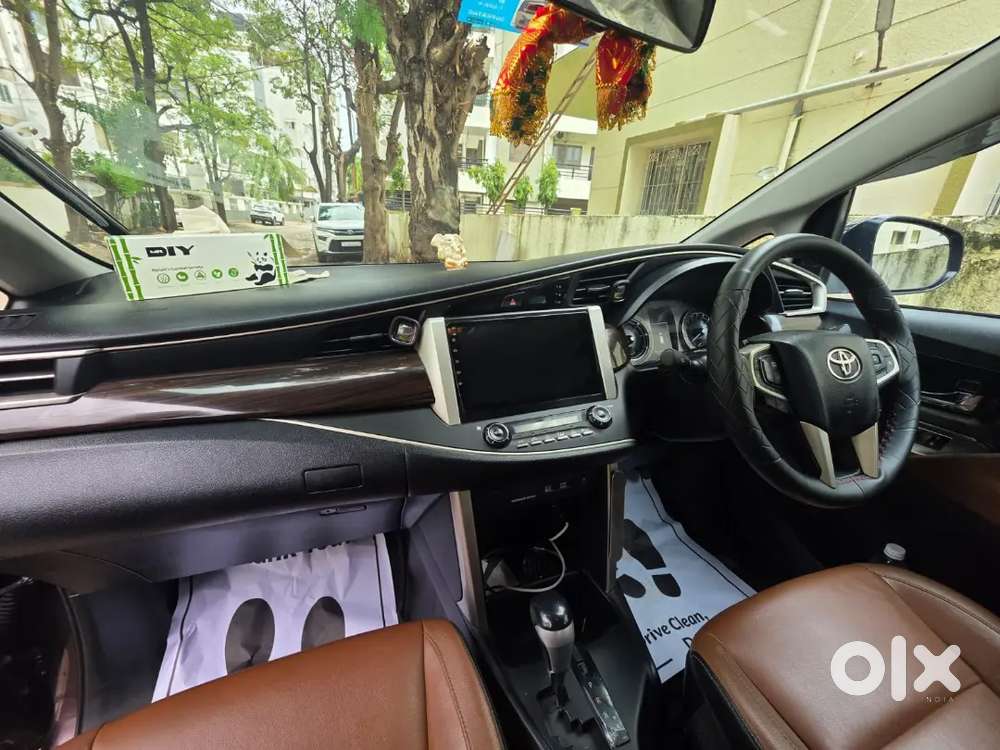 Toyota Innova Crysta 72000 Km 2017