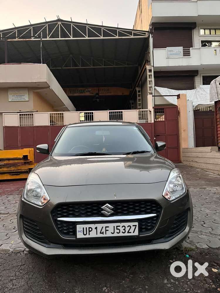 Maruti Suzuki Swift Vxi + Manual, 2022, Petrol