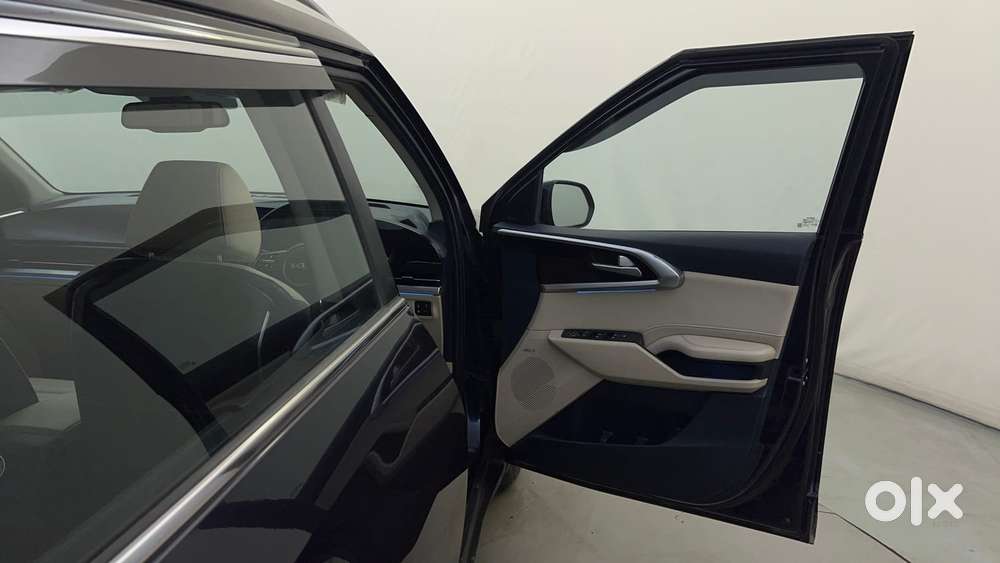 Kia Carens 1.5 Luxury Plus Diesel At 7 Str, 2023, Diesel