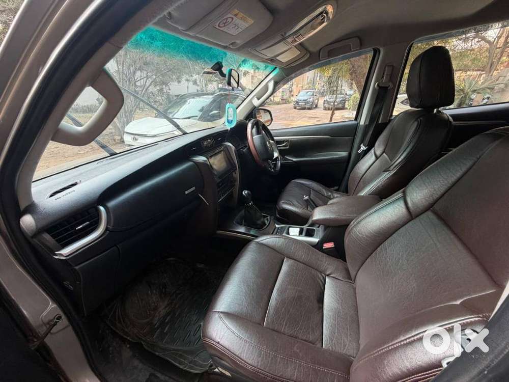 9 Years Old Toyota Fortuner Well Maintained And Company Service Record