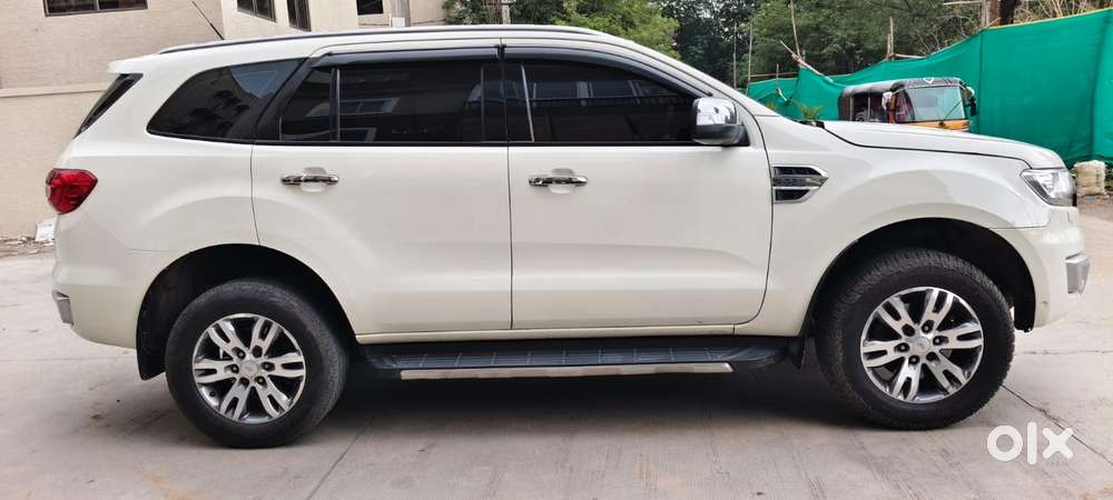 Ford Endeavour 3.2 Titanium At 4x4, 2016, Diesel