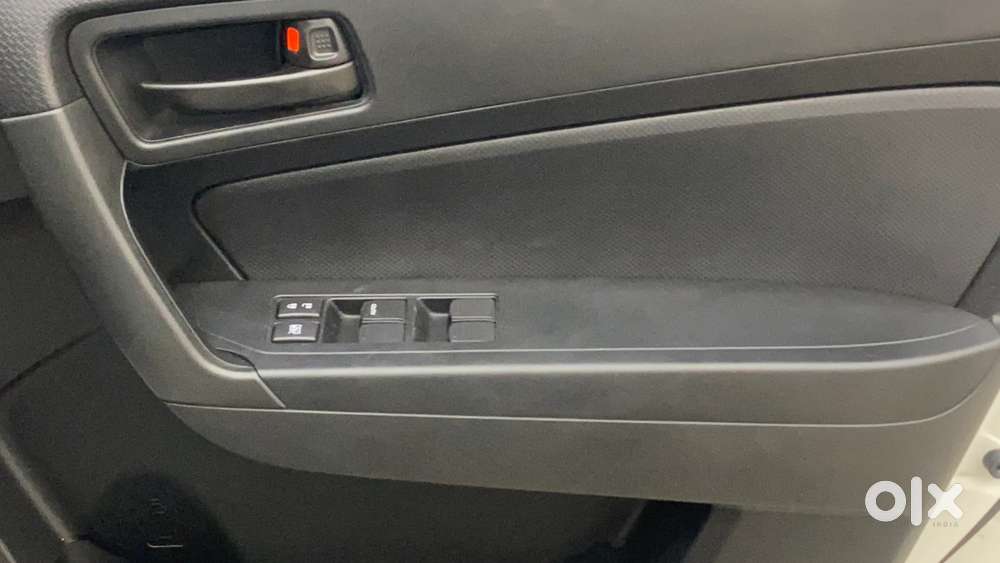 Maruti Suzuki Vitara Brezza 1.5 Lxi, 2022, Petrol