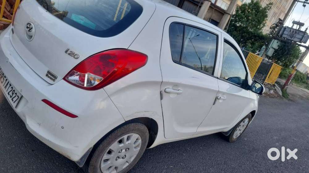 I20 Magna With 6 Gear