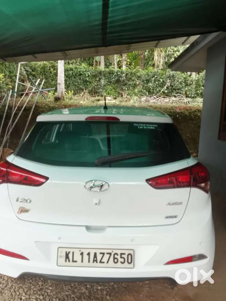 Hyundai I20 2015 Petrol Full Option 40000 Km Driven