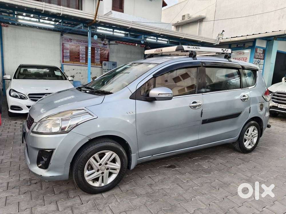 Maruti Suzuki Ertiga Vxi At Petrol, 2014, Petrol