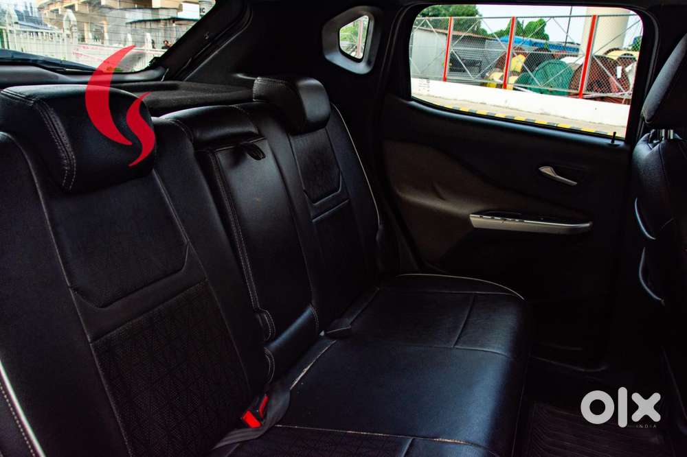 Nissan Magnite 1.0 Xv, 2022, Petrol