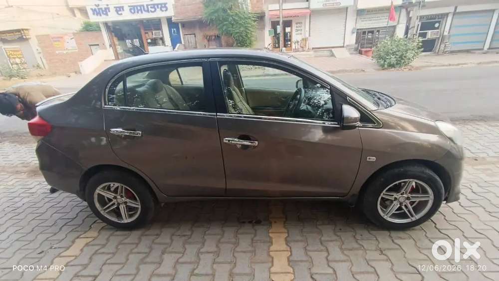 Honda Amaze 2013 Diesel Well Maintained