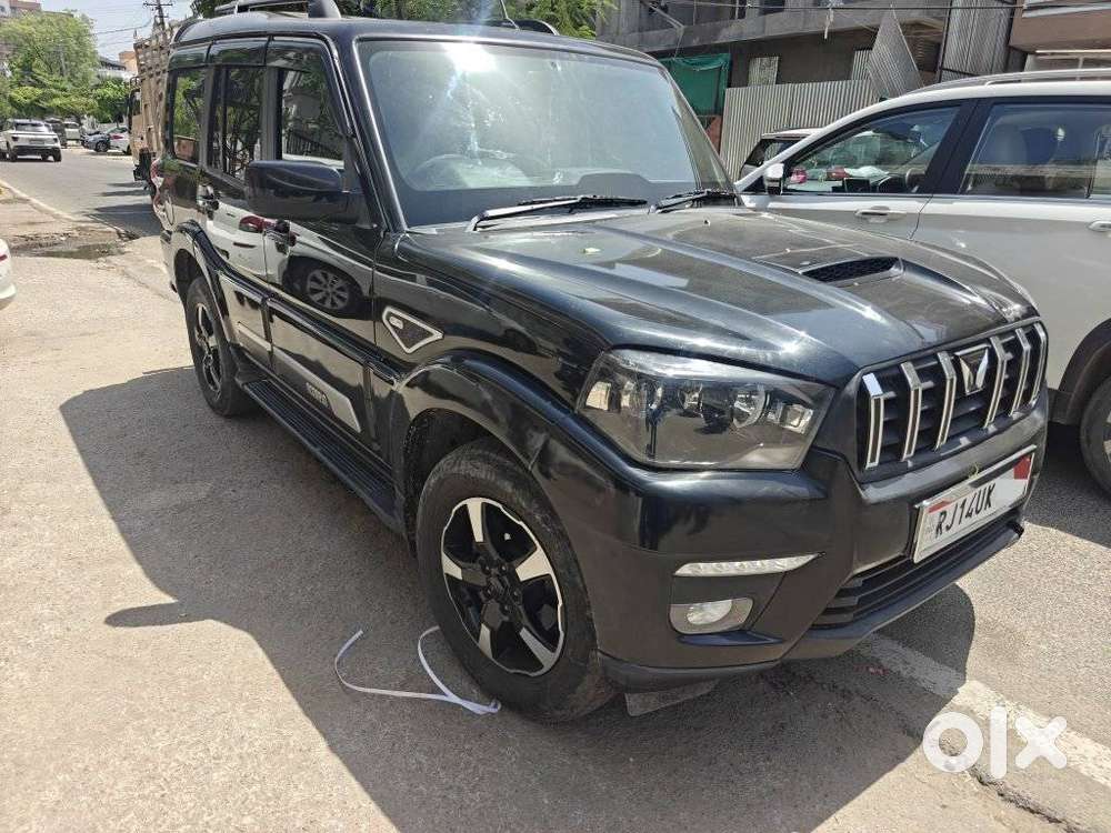 Mahindra Scorpio Classic 2.2 S 11 Mt 7 Str, 2024, Diesel
