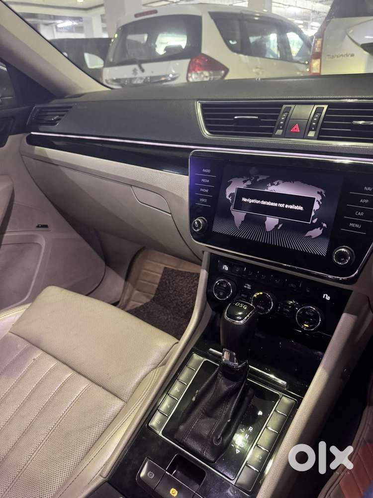 Skoda Superb Lk 1.8 Tsi At, 2018, Petrol