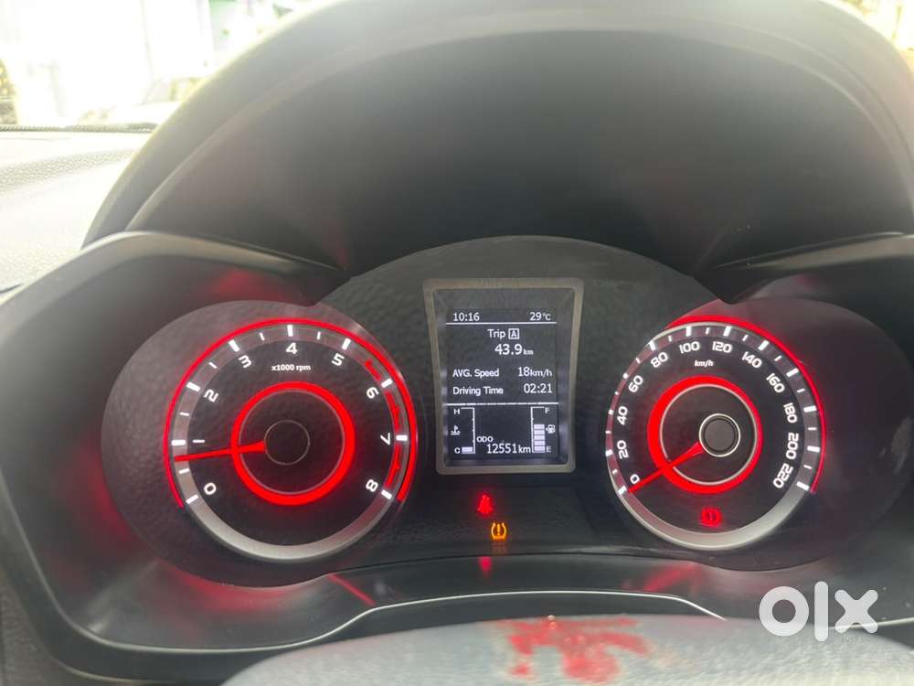 Mahindra Xuv300 Petrol 2023