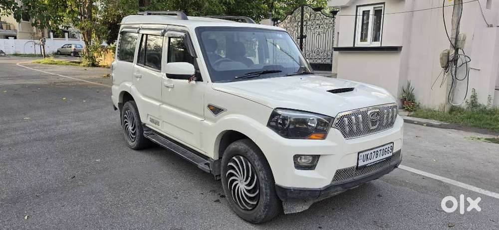 Mahindra Scorpio S6 Plus, 2016, Diesel