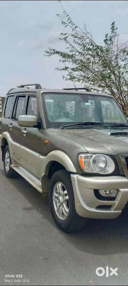 Mahindra Scorpio Classic 2012 Diesel 249000 Km Driven Company Service