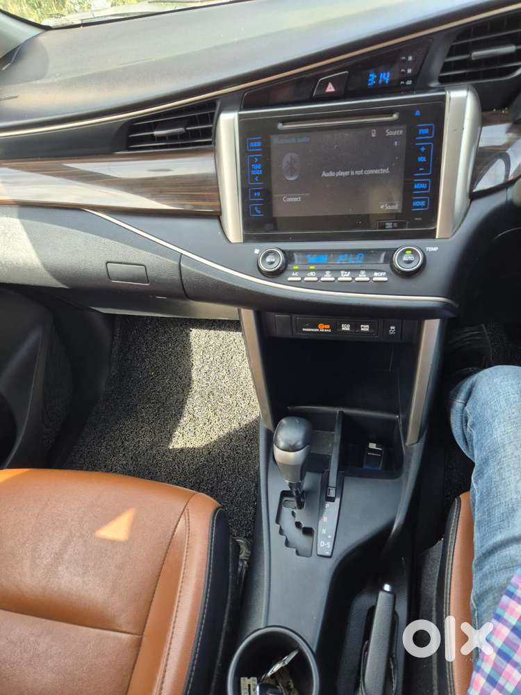 Toyota Innova Crysta 2.8 Zx At 7 Seater, 2018, Diesel