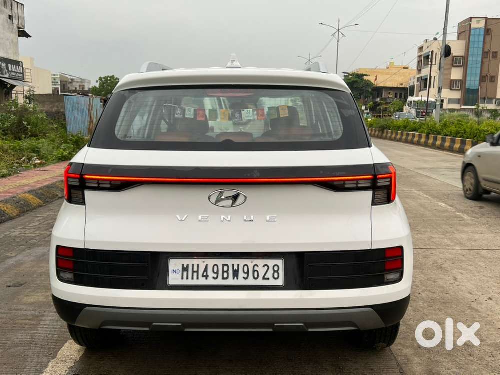 Hyundai Venue Petrol 2023