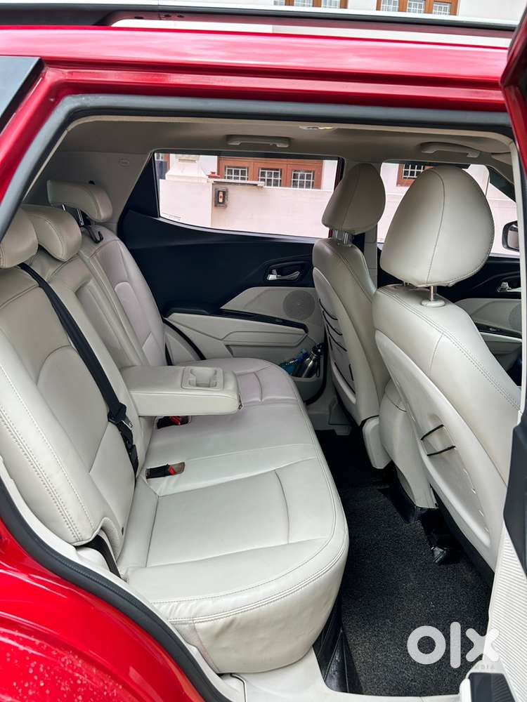 Mahindra Xuv300 Diesel 2019 Single Owner