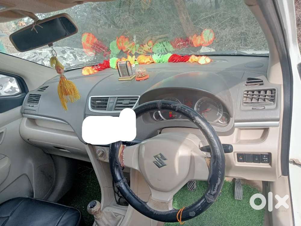 Paison Ki Avashyakta