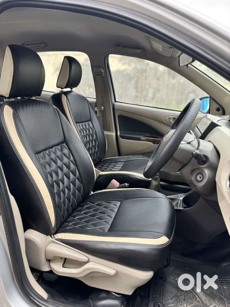 Toyota Etios V, 2013, Petrol