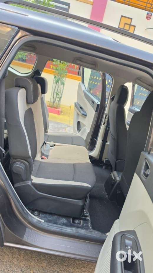 Renault Triber Rxt, 2023, Petrol